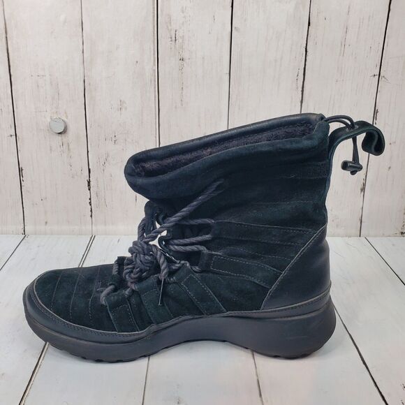 Nike Roshe One Hi Snow Boots Suede & Leather Women's Size 8.5 Black 807426 001 - Picture 3 of 16